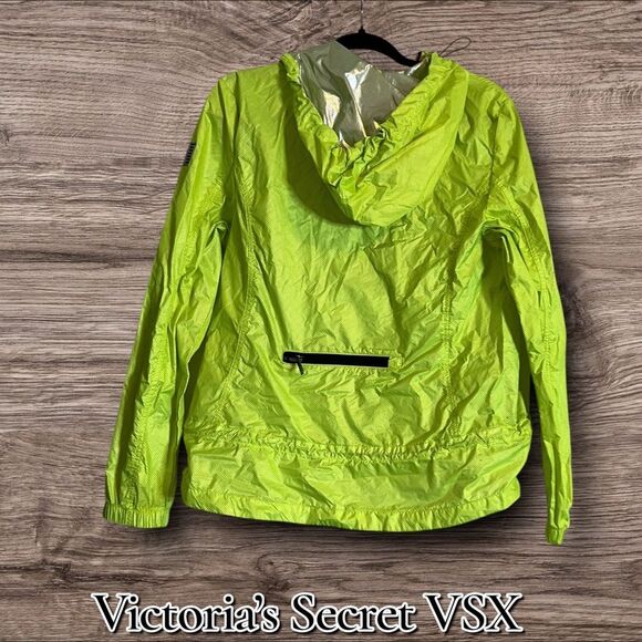 Preowned Victoria’s Secret VSX Sport Neon Yellow Windbreaker Jacket – Size S/P - Picture 8 of 13